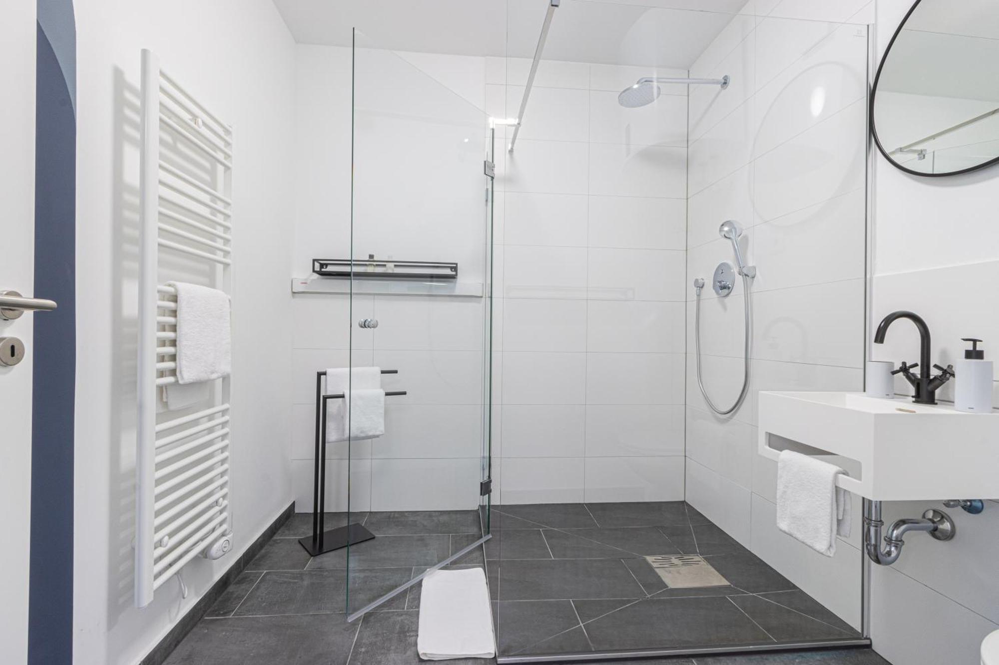 Zzzpace Smart-Hotel Krefeld Exterior photo